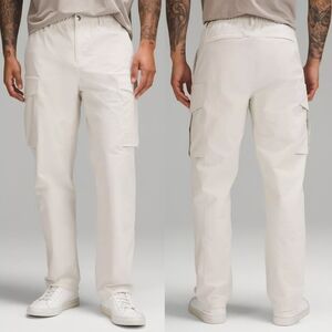 Lululemon Stretch Cotton VersaTwill Relaxed-Fit Cargo Pants